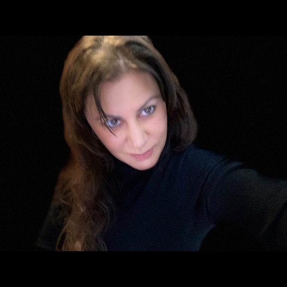 Meet your Posher, Ritu - Picture 1 of 1